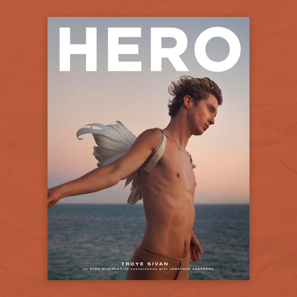 Hero - Issue 30